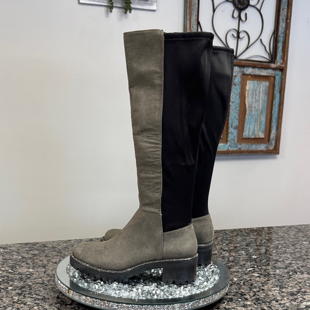 Kenneth Cole Reaction tall riding Boots Black and Gray with rhinestone NEW 5.5